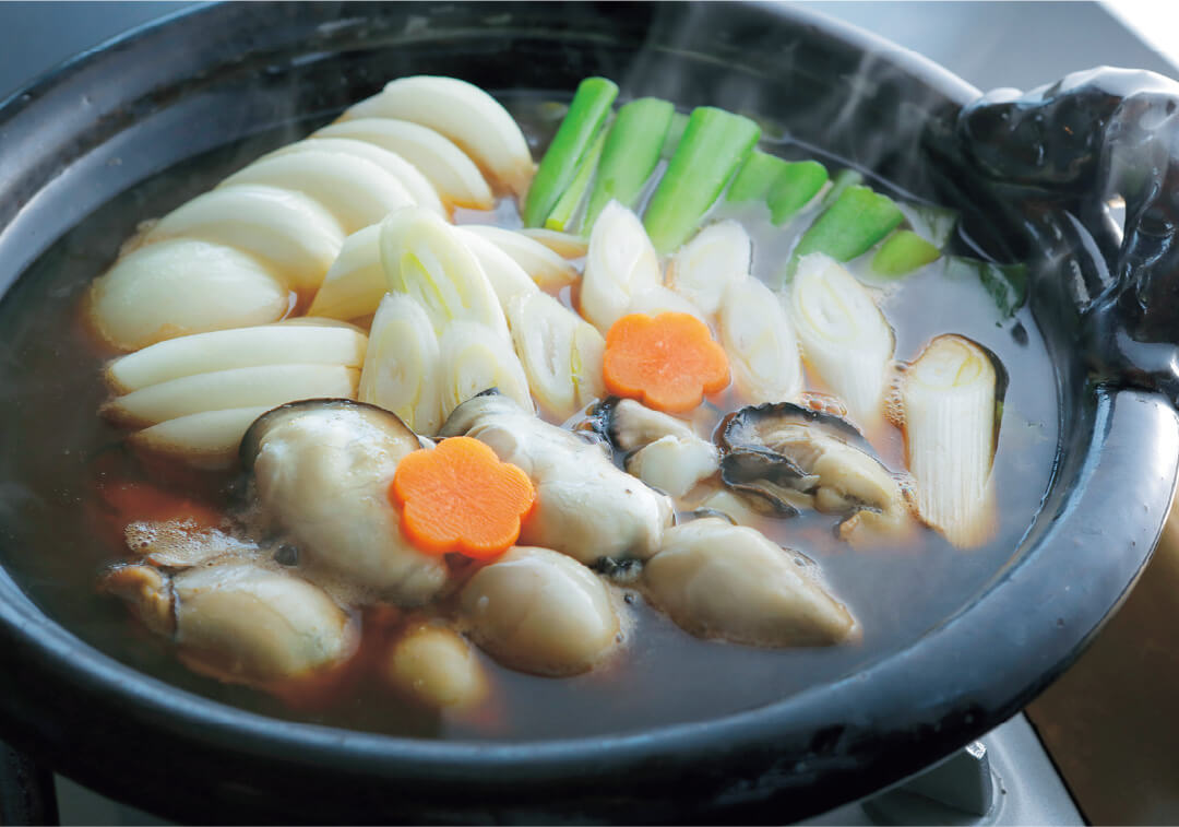 牡蠣のすき焼きはグレードアッププラン24,200円~の冬の名物メニュー