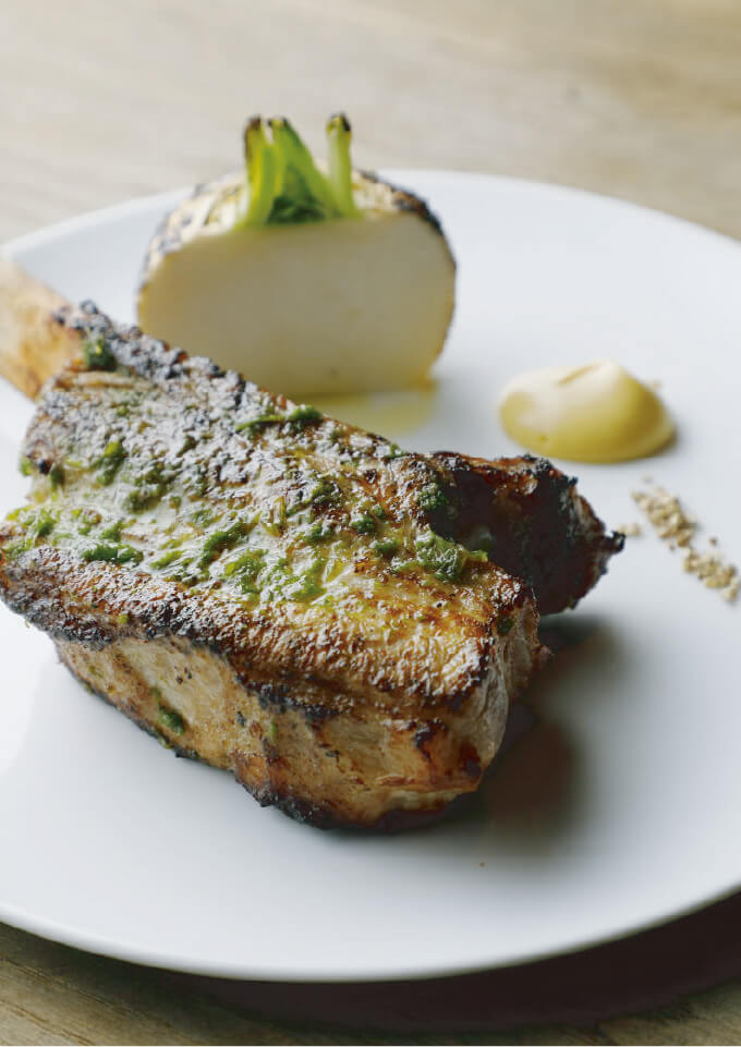 AUTHENTIC TABLE TAVERN